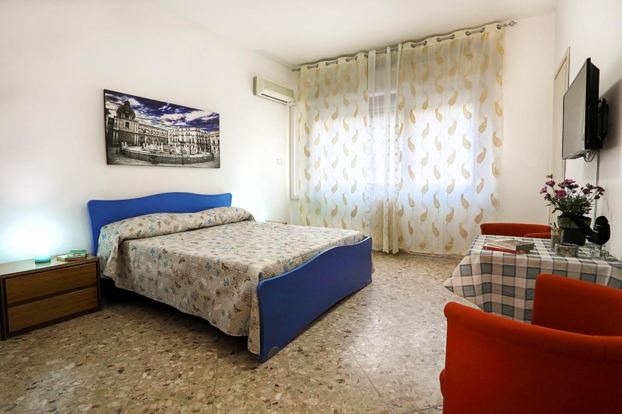 A Casa Di Fra' Bed & Breakfast Palermo Exterior foto