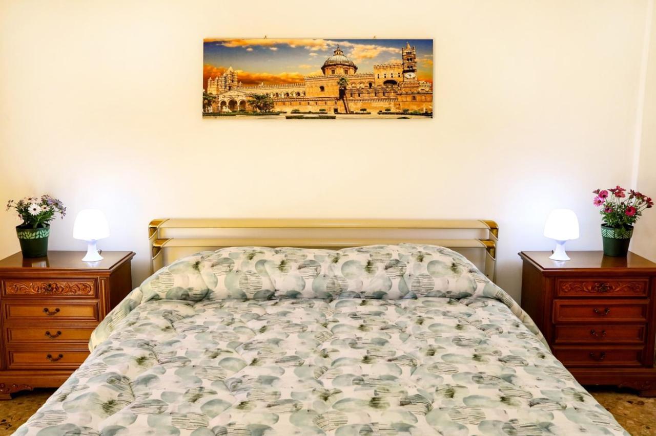 A Casa Di Fra' Bed & Breakfast Palermo Exterior foto