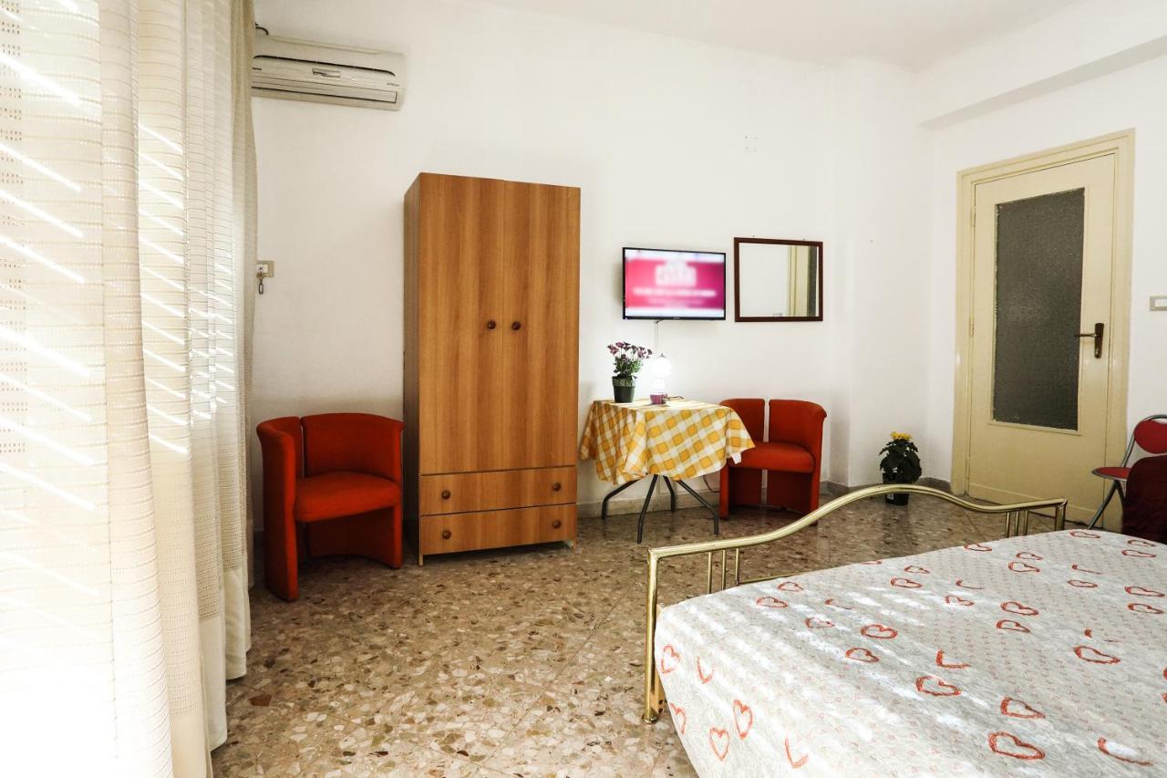 A Casa Di Fra' Bed & Breakfast Palermo Exterior foto